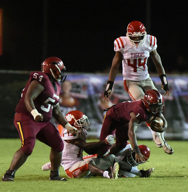 Dothan High Wolves vs Eufaula football